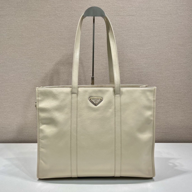 Pra*a top handle bags